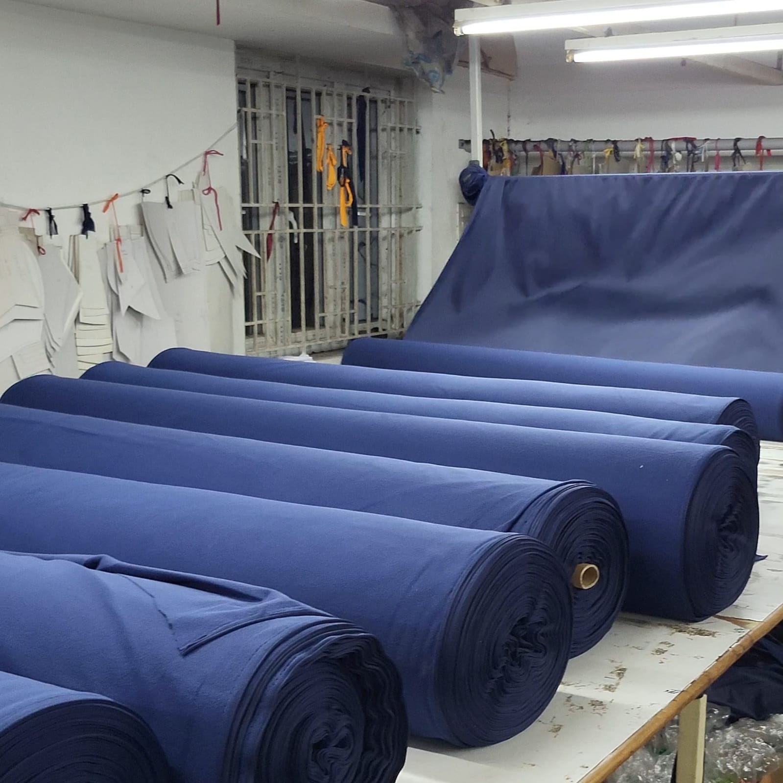 How Bulk Garment Manufacturing Works in Tirupur